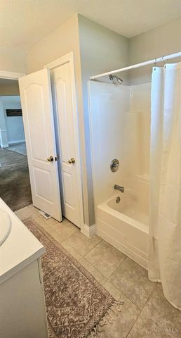 360 Summer Field Lane, Clearcreek Twp., OH 45036