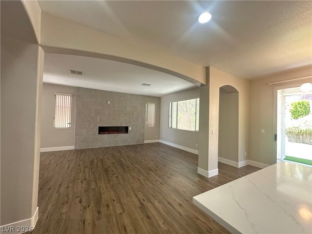 11126 Evvie Lane, Las Vegas, NV 89135