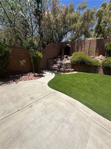 11126 Evvie Lane, Las Vegas, NV 89135