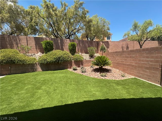 11126 Evvie Lane, Las Vegas, NV 89135