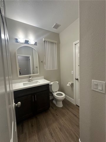 11126 Evvie Lane, Las Vegas, NV 89135
