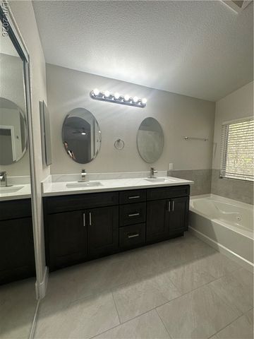 11126 Evvie Lane, Las Vegas, NV 89135