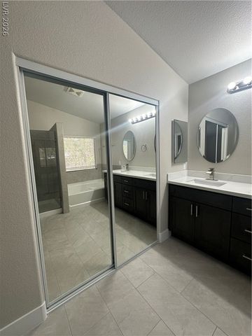 11126 Evvie Lane, Las Vegas, NV 89135
