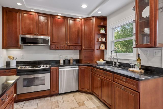 720 W 53rd Street, Minneapolis, MN 55419
