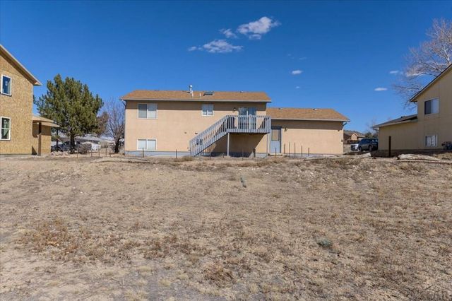 334 W Golden Eagle Way, Pueblo West, CO 81007
