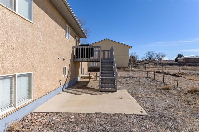 334 W Golden Eagle Way, Pueblo West, CO 81007