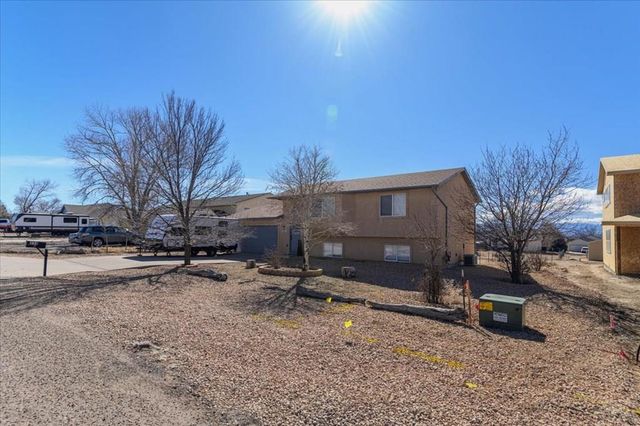 334 W Golden Eagle Way, Pueblo West, CO 81007