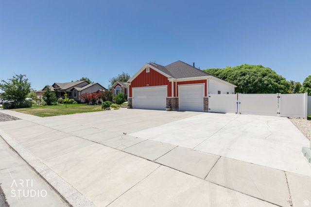 3915 N 2700 W, Farr West, UT 84404