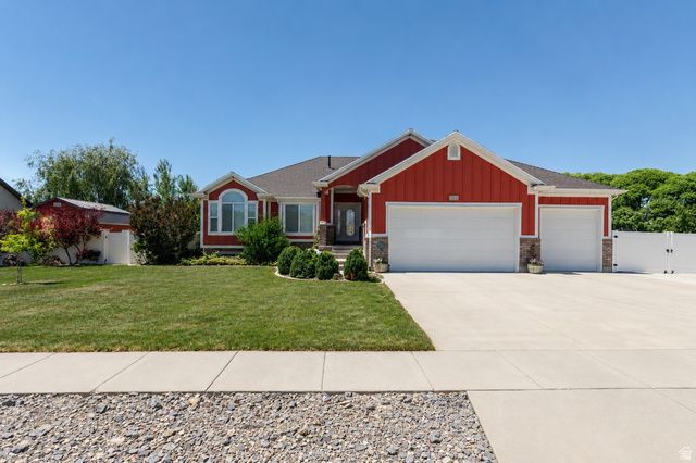 3915 N 2700 W, Farr West, UT 84404