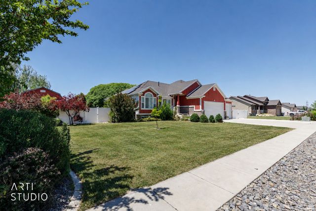 3915 N 2700 W, Farr West, UT 84404