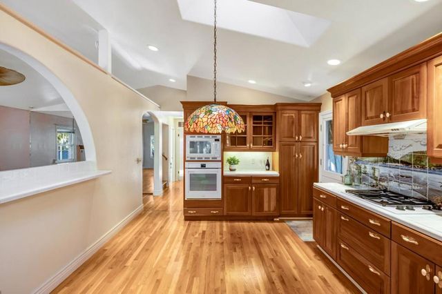 1107 David Avenue, Pacific Grove, CA 93950