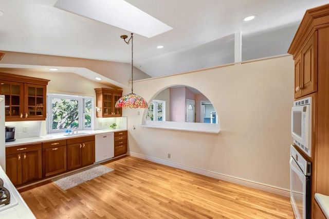 1107 David Avenue, Pacific Grove, CA 93950