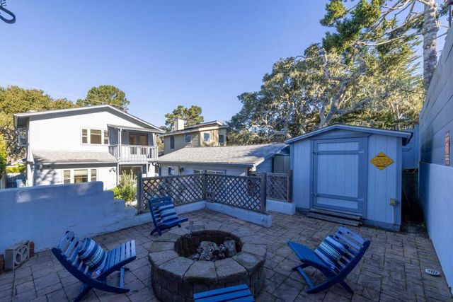 1107 David Avenue, Pacific Grove, CA 93950