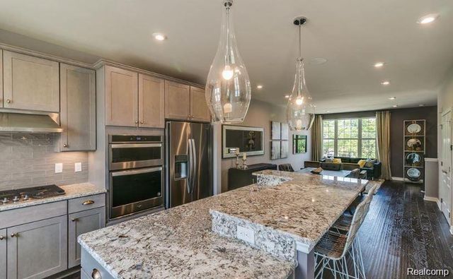 270 S Mill Street, Plymouth, MI 48170