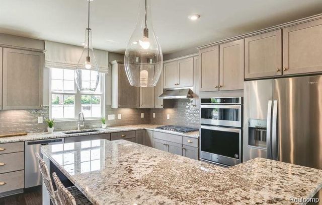 270 S Mill Street, Plymouth, MI 48170
