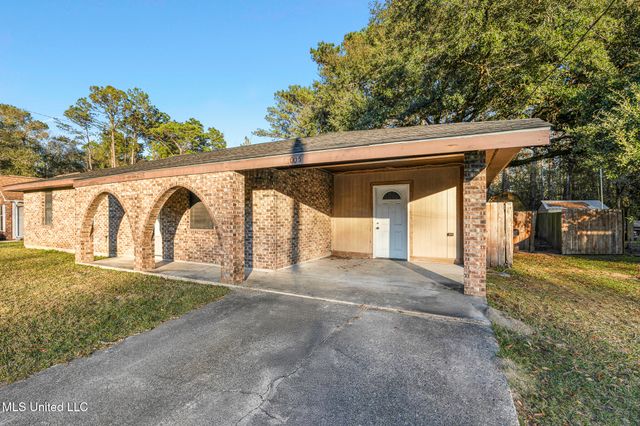 1005 Abbott Street, Picayune, MS 39466