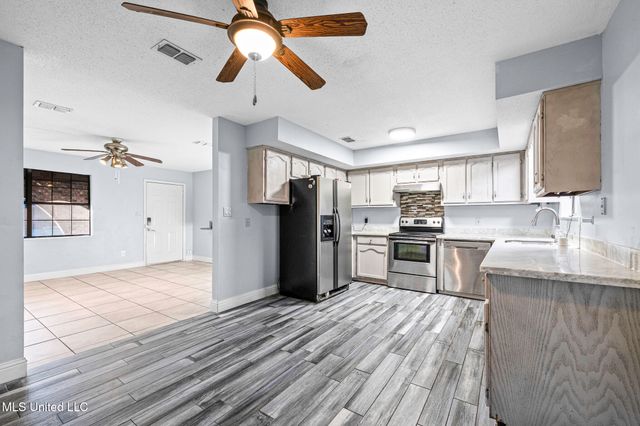 1005 Abbott Street, Picayune, MS 39466