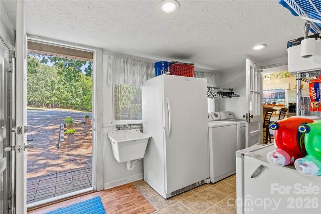 5780 S NC 16 Business Highway, Maiden, NC 28650