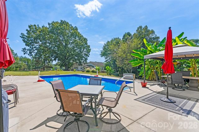 5780 S NC 16 Business Highway, Maiden, NC 28650