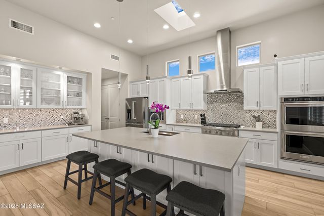 2673 E Homestead Ridge Court, Sahuarita, AZ 85629