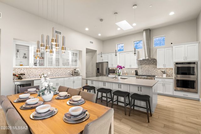 2673 E Homestead Ridge Court, Sahuarita, AZ 85629