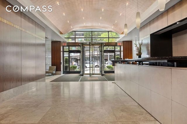 215-217 E 96th Street 26f, New York City, NY 10128