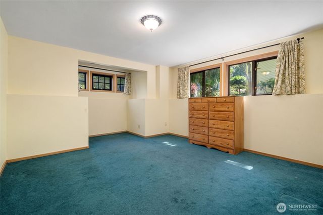 3840 NE Ambleside Lane, Bremerton, WA 98311