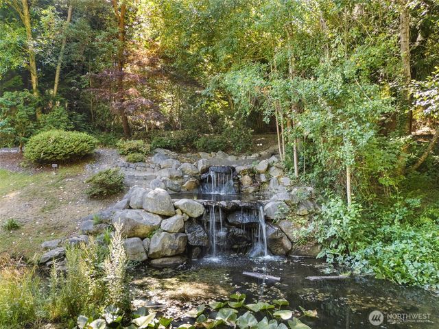 3840 NE Ambleside Lane, Bremerton, WA 98311