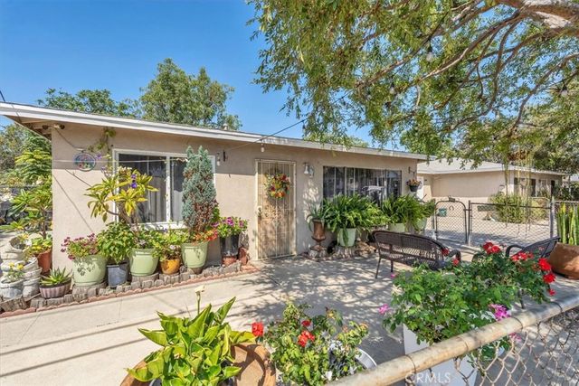 607 W La Jolla, Placentia, CA 92870