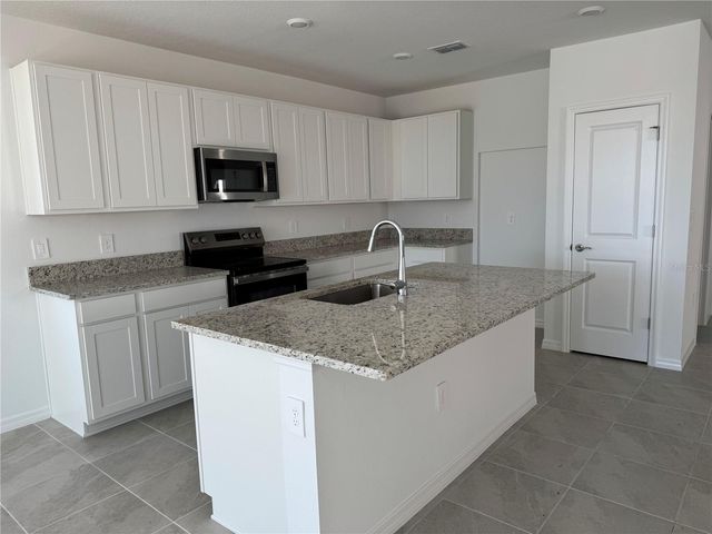 9026 OPTIMIST WAY, Palmetto, FL 34221