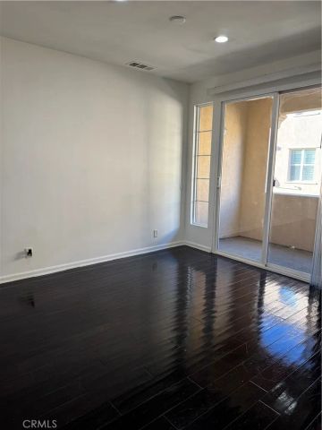 4445 Owens, Corona, CA 92883