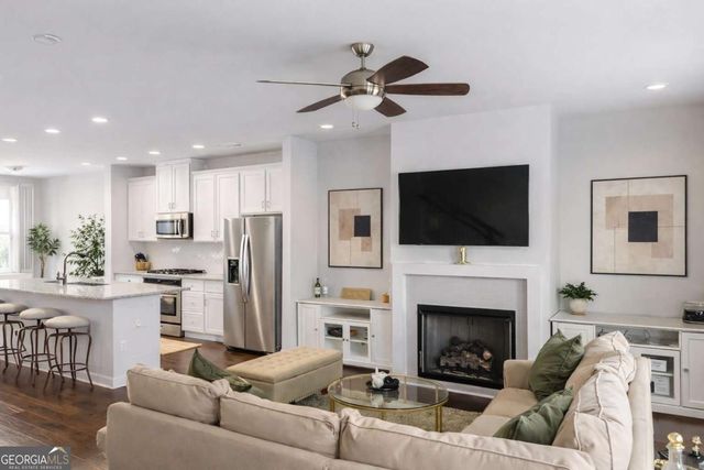 2170 Wiggins Walk, Atlanta, GA 30316