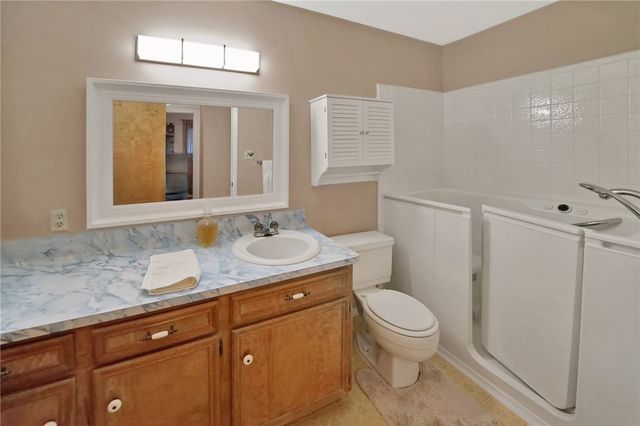 7980 County Road 171, Anderson, TX 77830