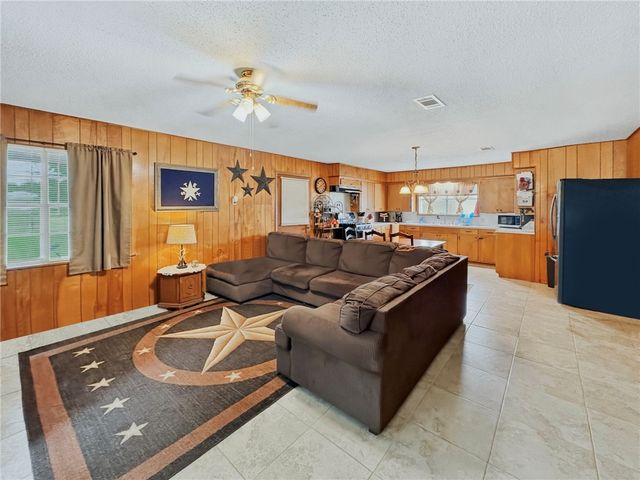 7980 County Road 171, Anderson, TX 77830