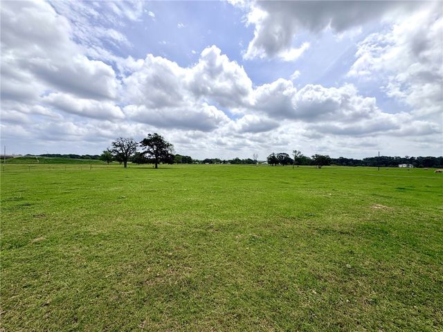 7980 County Road 171, Anderson, TX 77830
