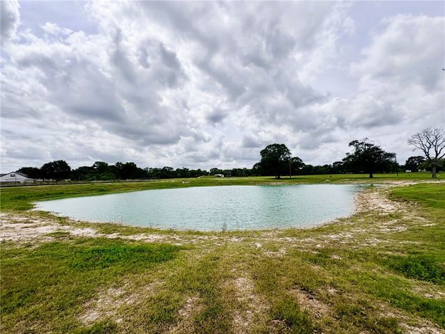 7980 County Road 171, Anderson, TX 77830