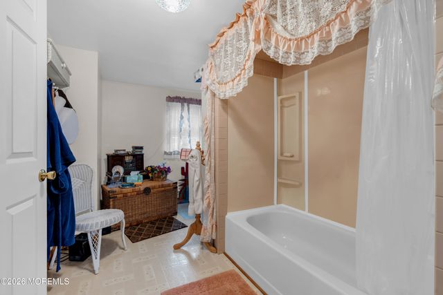 267 Phalanx Road, Colts Neck, NJ 07722