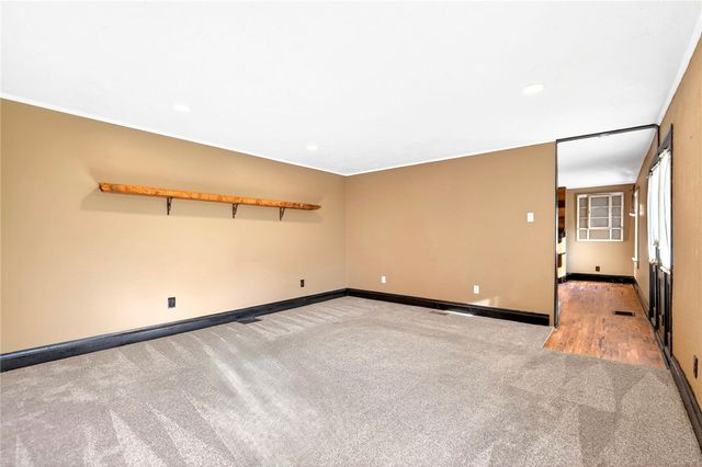 603 Boston Hollow Rd, Lincoln Boro, PA 15037