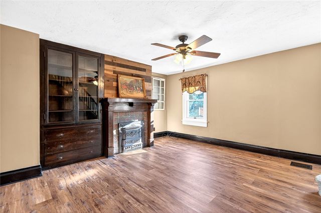 603 Boston Hollow Rd, Lincoln Boro, PA 15037