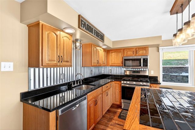 603 Boston Hollow Rd, Lincoln Boro, PA 15037