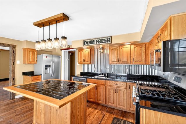 603 Boston Hollow Rd, Lincoln Boro, PA 15037