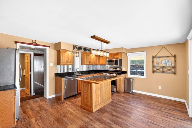 603 Boston Hollow Rd, Lincoln Boro, PA 15037