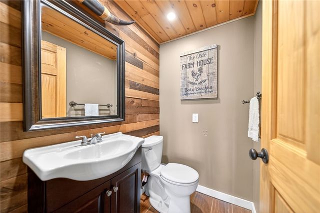 603 Boston Hollow Rd, Lincoln Boro, PA 15037