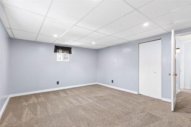 603 Boston Hollow Rd, Lincoln Boro, PA 15037