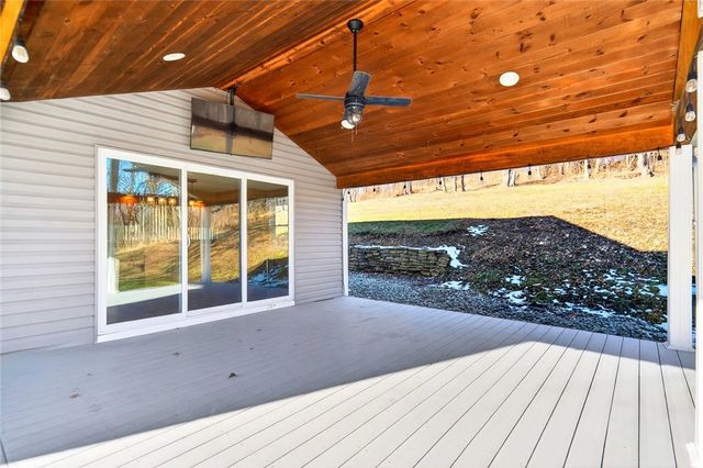 603 Boston Hollow Rd, Lincoln Boro, PA 15037