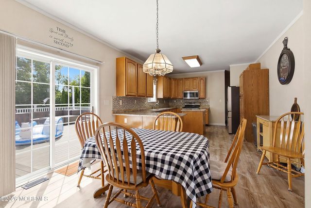 19 Bay Parkway, Waretown, NJ 08758