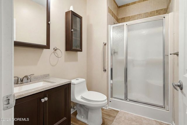 19 Bay Parkway, Waretown, NJ 08758