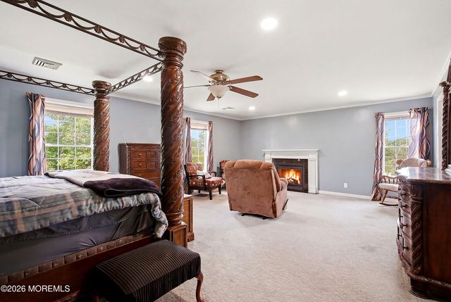 19 Bay Parkway, Waretown, NJ 08758