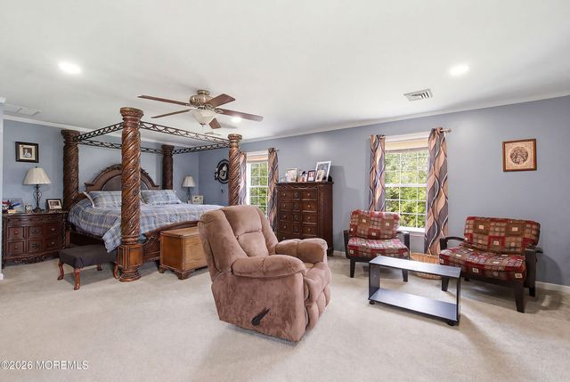 19 Bay Parkway, Waretown, NJ 08758
