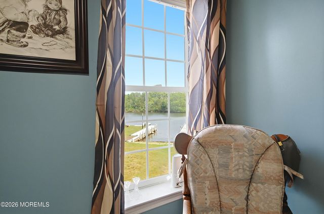 19 Bay Parkway, Waretown, NJ 08758